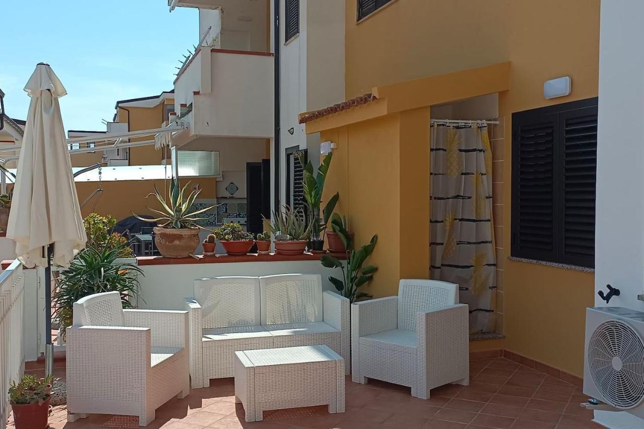 Relax In Casa Domi Apartment Scalea Exterior foto